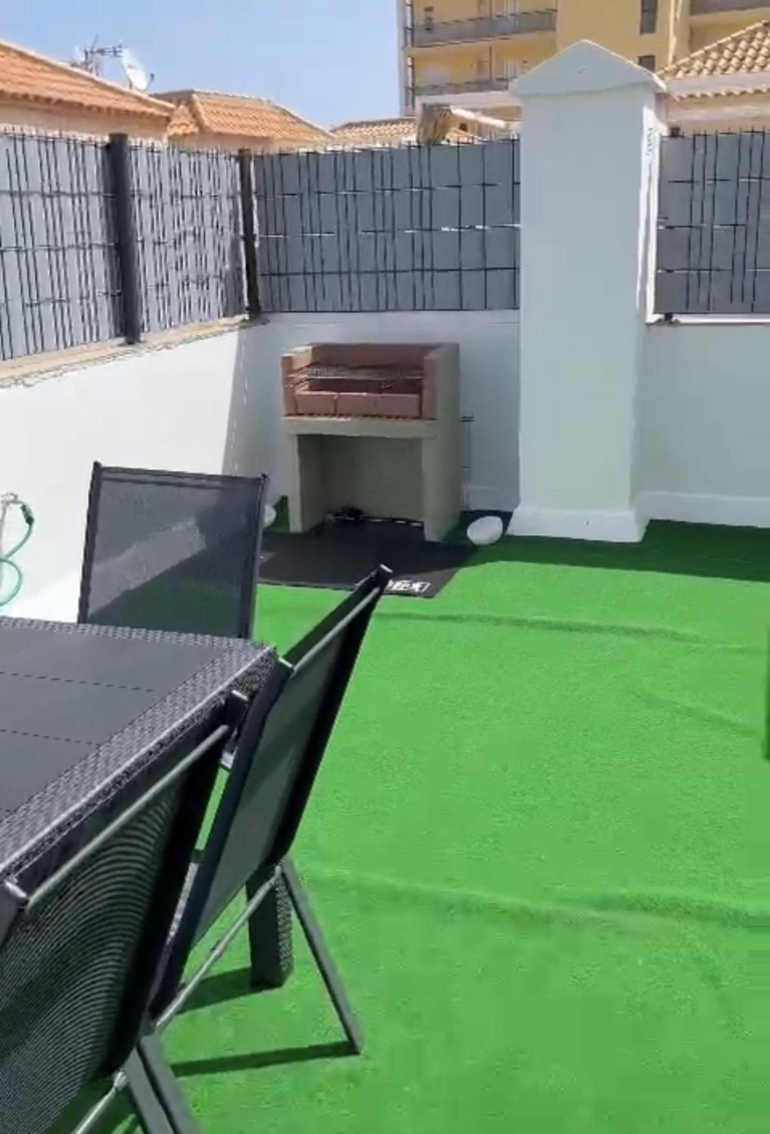 Villa Nadiya App Pool, Parking Torrevieja Exteriör bild