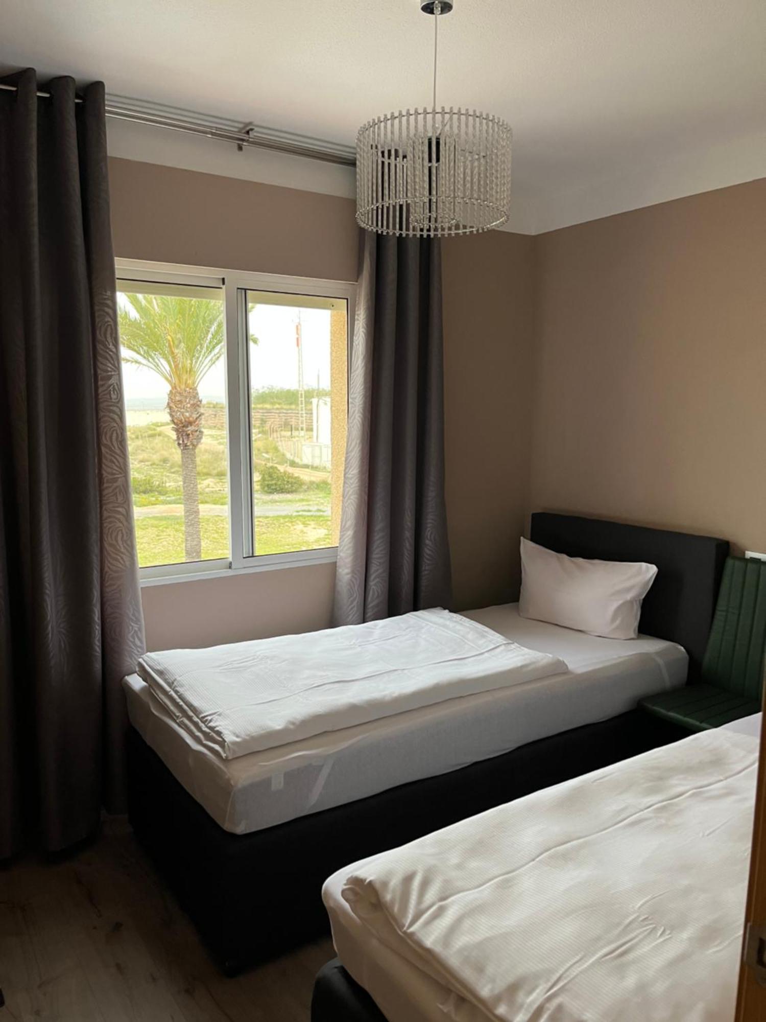 Villa Nadiya App Pool, Parking Torrevieja Exteriör bild
